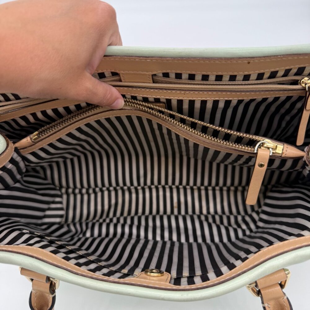 Kate Spade Mint Green Shoulder Bag with Tan and Black Trim - Picture 14 of 14